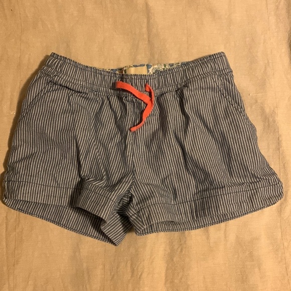 NWOT Mini Boden Heart Pocket Short Overalls